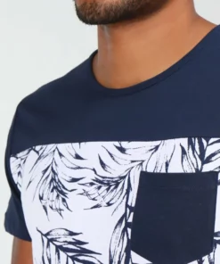Pier One Uomo T-shirt Con Stampa - Navy/white -Moda Perfetta 00b0d686c4fc452f93b003661a266dc5