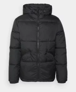 Pier One Uomo PUFFER - Giacca Invernale - Black 14 Pier One Uomo PUFFER - Giacca Invernale - Black -Moda Perfetta 00df3f7ff06f4264a80a2e3c0c7a2321