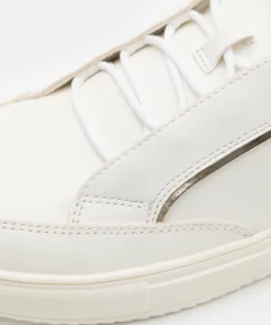 Pier One Uomo Sneakers Basse - White/gold-coloured -Moda Perfetta 01afd682b6694d69ae5afcf996ec847e