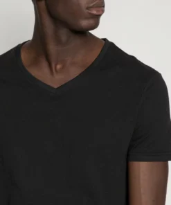 Pier One Uomo 5 PACK - T-shirt Basic - White/blue/black 13 Pier One Uomo 5 PACK - T-shirt Basic - White/blue/black -Moda Perfetta 04339dc8a41b4f87892bcf5988fa14bc