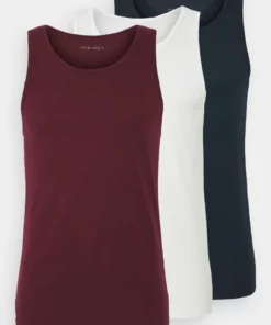 Pier One Uomo 3 PACK - Maglietta Intima - Dark Blue/bordeaux/off-white 16 Pier One Uomo 3 PACK - Maglietta Intima - Dark Blue/bordeaux/off-white -Moda Perfetta 047f83270e0d4959bc99cbf03388334f