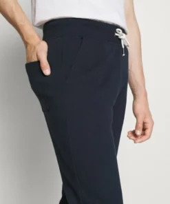 Pier One Uomo Pantaloni Sportivi - Dark Blue 12 Pier One Uomo Pantaloni Sportivi - Dark Blue -Moda Perfetta 04e5700440b843a0b923adb3d47659b9