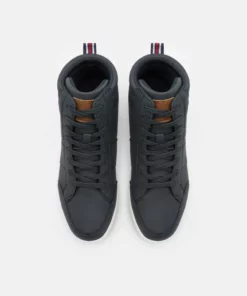 Pier One Uomo Sneakers Alte - Dark Blue 11 Pier One Uomo Sneakers Alte - Dark Blue -Moda Perfetta 05024963cc774114819f50337ed3b07c