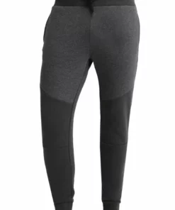 Pier One Uomo Pantaloni Sportivi - Dark Grey 12 Pier One Uomo Pantaloni Sportivi - Dark Grey -Moda Perfetta 056fc1ec6ea84128a1de668a89dfcd2c