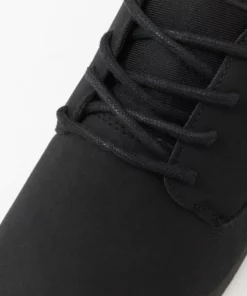 Pier One UNISEX - Sneakers Basse - Black 13 Pier One UNISEX - Sneakers Basse - Black -Moda Perfetta 08f610f9b2654a25b4dd998d3408f213