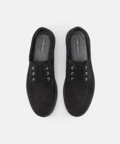 Pier One Uomo LEATHER - Sneakers Basse - Black 11 Pier One Uomo LEATHER - Sneakers Basse - Black -Moda Perfetta 09f1267b07aa4ac6ab0bab0394162ae4