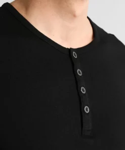 Pier One Uomo Maglietta A Manica Lunga - Black 12 Pier One Uomo Maglietta A Manica Lunga - Black -Moda Perfetta 0ef8eb526e274d5983742963bb9e7392