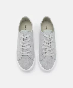 Pier One UNISEX - Sneakers Basse - Light Grey 11 Pier One UNISEX - Sneakers Basse - Light Grey -Moda Perfetta 1069fe57ae354371842e1df0dd4e9daf