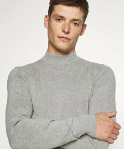 Pier One Uomo Maglione - Mottled Light Grey 11 Pier One Uomo Maglione - Mottled Light Grey -Moda Perfetta 10a415f22211484ca8177bd8549075de