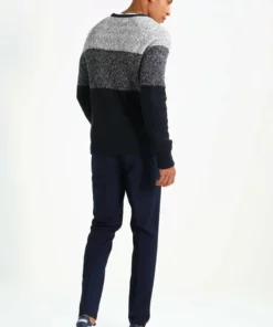 Pier One Uomo Maglione - Mottled Dark Blue 10 Pier One Uomo Maglione - Mottled Dark Blue -Moda Perfetta 12e6598f91134da6abdeac49efb1d821