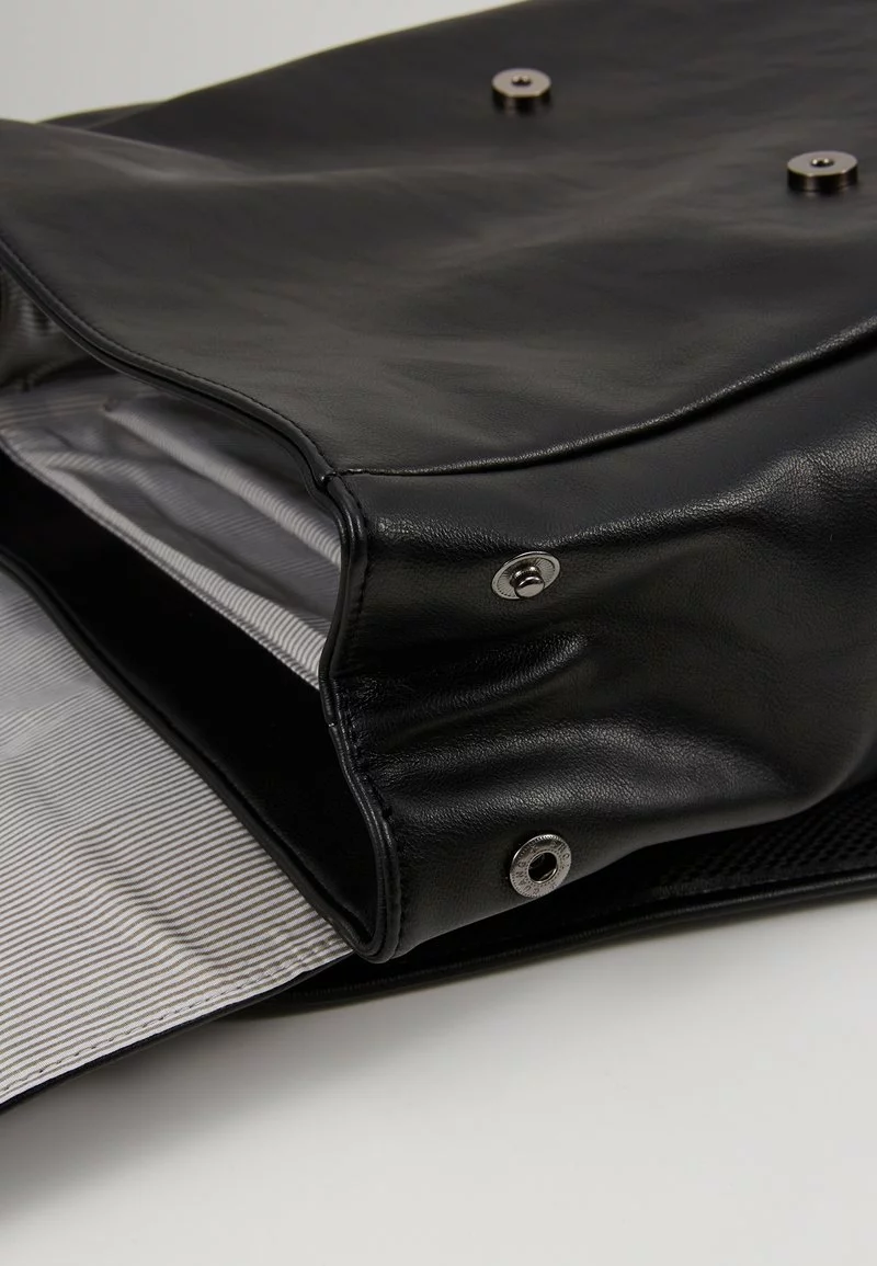 Pier One UNISEX - Zaino - Black 10 Pier One UNISEX - Zaino - Black - immagine 8