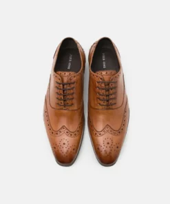 Pier One Uomo Stringate Eleganti - Cognac 11 Pier One Uomo Stringate Eleganti - Cognac -Moda Perfetta 15f1d142a8814a208bbc0e7f2bb30aed