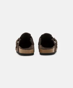 Pier One UNISEX - Pantofole - Brown 10 Pier One UNISEX - Pantofole - Brown -Moda Perfetta 16a7e24171c449128877e78a9626ce81