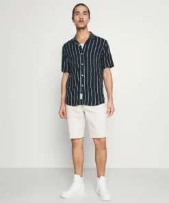 Pier One Uomo Camicia - Dark Blue 12 Pier One Uomo Camicia - Dark Blue -Moda Perfetta 1e5d55f4f4c8468692018d645d353bd2