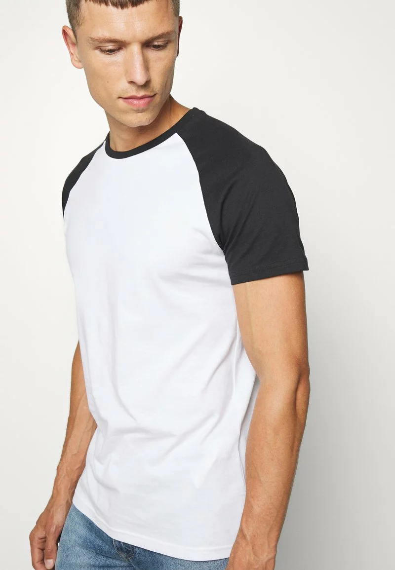 Pier One Uomo T-shirt Basic - Black 6 Pier One Uomo T-shirt Basic - Black - immagine 4