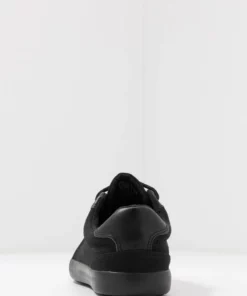 Pier One Unisex Sneakers Basse - Black 11 Pier One Unisex Sneakers Basse - Black -Moda Perfetta 2249afc4030b457f89dfedc44499bd36