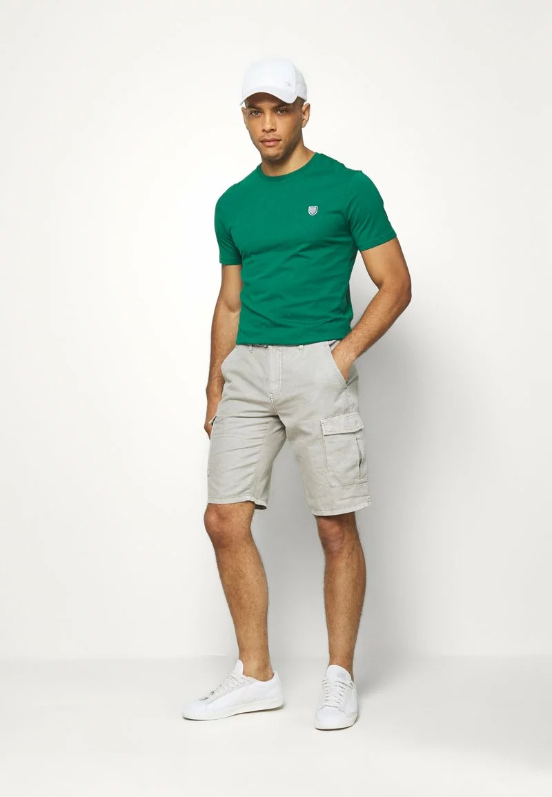 Pier One Uomo T-shirt Basic - Dark Green 4 Pier One Uomo T-shirt Basic - Dark Green - immagine 2