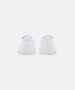 Pier One UNISEX - Sneakers Basse - White 10 Pier One UNISEX - Sneakers Basse - White -Moda Perfetta 25b3218d1bb248fb8f0d6a0b19f5af87