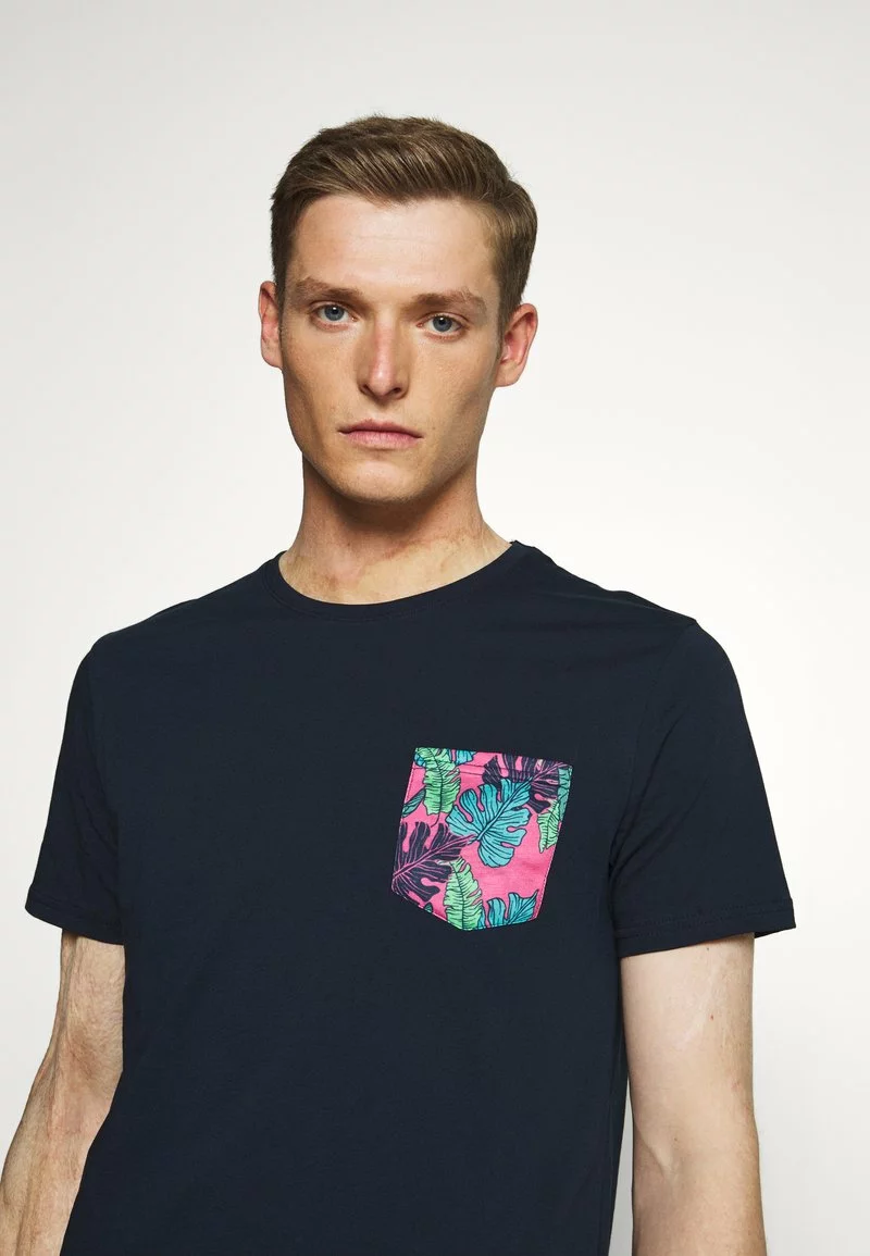 Pier One Uomo T-shirt Con Stampa - Dark Blue 7 Pier One Uomo T-shirt Con Stampa - Dark Blue - immagine 5