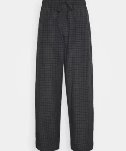 Pier One Uomo Pigiama - Black/mottled Dark Grey 23 Pier One Uomo Pigiama - Black/mottled Dark Grey -Moda Perfetta 26d0e5a5e12147728f2e83545a0fe069