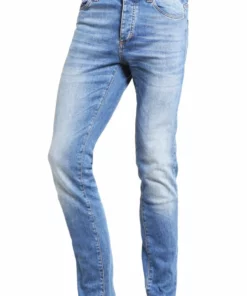 Pier One Uomo DISTRESSED DENIM SLIM FIT - Jeans Slim Fit - Light Blue -Moda Perfetta 274a01b7a55044638259503c6ee8946b