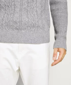 Pier One Uomo NEW CABLE TURTLENECK JUMPER - Maglione - Light Grey 13 Pier One Uomo NEW CABLE TURTLENECK JUMPER - Maglione - Light Grey -Moda Perfetta 277e8ed46e2b429ba208ee3d698abb2e