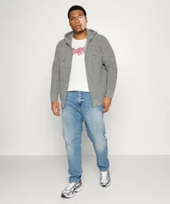 Pier One Uomo Cardigan - Mottled Light Grey 9 Pier One Uomo Cardigan - Mottled Light Grey -Moda Perfetta 28a99d7212f04b739f786316da20401f