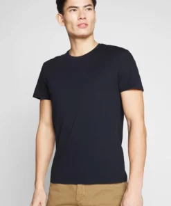 Pier One Uomo 2 PACK - T-shirt Basic - White/dark Blue -Moda Perfetta 29e824f9825c4b58be6620e83ee4ac6b