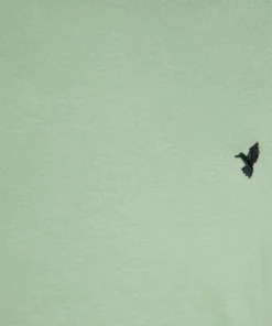 Pier One Unisex BIRDIE - T-shirt Basic - White/off-white/green -Moda Perfetta 2a1a410af7cd48c8a33cf2fb7890fb58