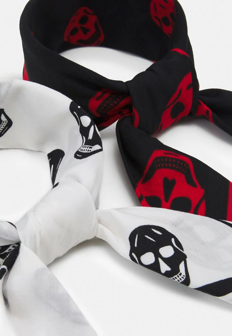 Pier One BANDANA 2 PACK UNISEX - Foulard - Black/white/red 4 Pier One BANDANA 2 PACK UNISEX - Foulard - Black/white/red - immagine 2