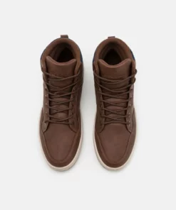 Pier One Uomo Sneakers Alte - Brown 11 Pier One Uomo Sneakers Alte - Brown -Moda Perfetta 2c1a79fa834b48a181f0ce8a2f9023c2