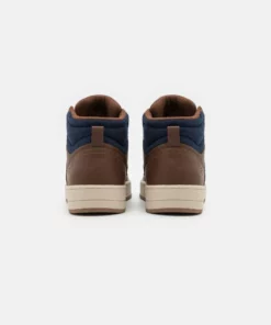 Pier One Uomo Sneakers Alte - Brown 10 Pier One Uomo Sneakers Alte - Brown -Moda Perfetta 2c58ad48c3cf49949095b4dda8e41f7a