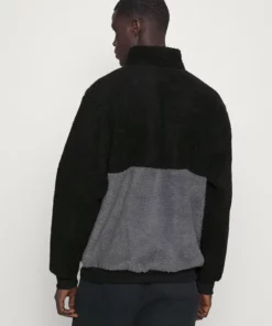 Pier One Uomo Felpa In Pile - Black/grey 11 Pier One Uomo Felpa In Pile - Black/grey -Moda Perfetta 2cffee05404349cf8c3d9ecca3388aa3