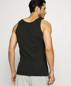 Pier One Uomo 3 PACK - Maglietta Intima - Black/grey/white 11 Pier One Uomo 3 PACK - Maglietta Intima - Black/grey/white -Moda Perfetta 2fdf41a04c3e44218f51012923378f79