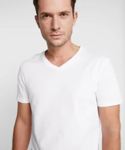 Pier One Uomo 3 PACK - T-shirt Basic - White 11 Pier One Uomo 3 PACK - T-shirt Basic - White -Moda Perfetta 30587b014b2141f29e81eb751148debf