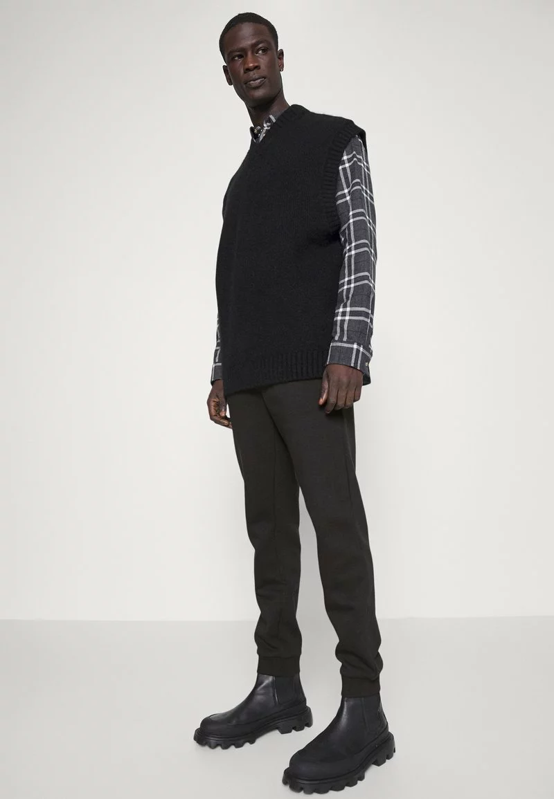 Pier One Uomo Pantaloni Sportivi - Black 6 Pier One Uomo Pantaloni Sportivi - Black - immagine 4