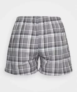 Pier One Uomo 5 PACK - Boxer - Black/grey/white 16 Pier One Uomo 5 PACK - Boxer - Black/grey/white -Moda Perfetta 34e95a6f5a3d4fd5aa116ffeb66db86a