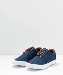 Pier One Uomo Sneakers Basse - Dark Blue 10 Pier One Uomo Sneakers Basse - Dark Blue -Moda Perfetta 3562acd875c1487290c93f900998baac