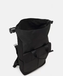 Pier One UNISEX - Zaino - Black -Moda Perfetta 36ef5ef0c74049d89cce458a6a93240b