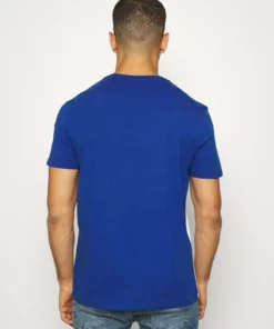 Pier One Uomo T-shirt Con Stampa - Light Blue 10 Pier One Uomo T-shirt Con Stampa - Light Blue -Moda Perfetta 37026860e5294a5f9b44508112d23d44