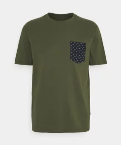 Pier One Uomo T-shirt Con Stampa - Black 11 Pier One Uomo T-shirt Con Stampa - Black -Moda Perfetta 37b5e2144c7540ad86a77bd1735d17e8