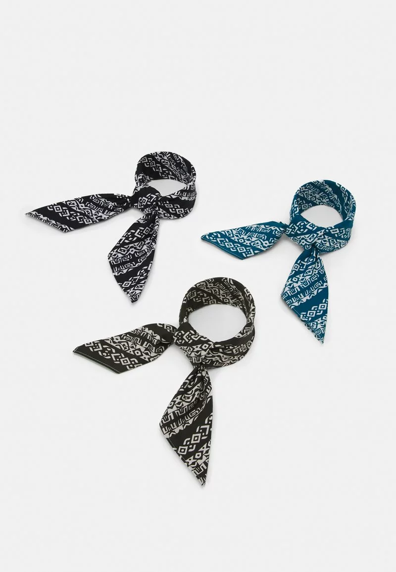 Pier One BANDANAS 3 PACK UNISEX - Foulard - Black/khaki/blue 3 Pier One BANDANAS 3 PACK UNISEX - Foulard - Black/khaki/blue