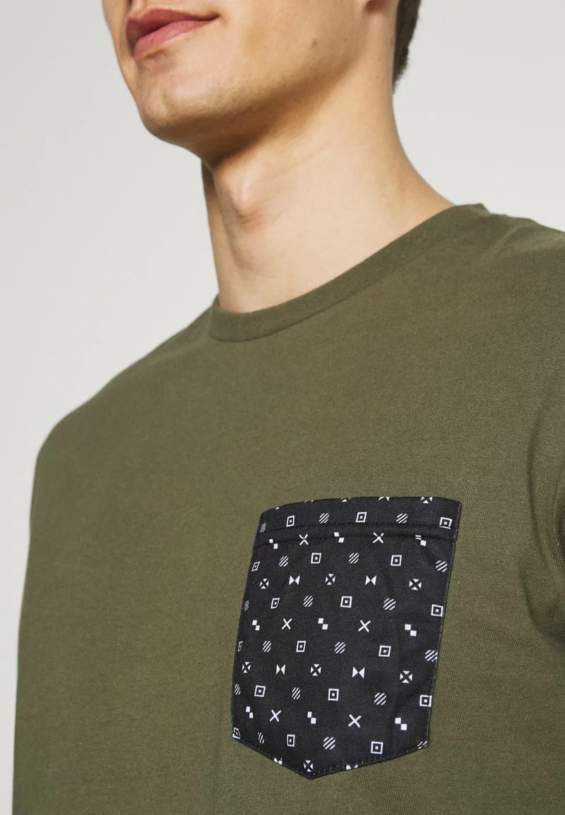 Pier One Uomo T-shirt Con Stampa - Black 7 Pier One Uomo T-shirt Con Stampa - Black - immagine 5