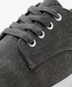 Pier One Uomo UNISEX - Sneakers Basse - Dark Gray 13 Pier One Uomo UNISEX - Sneakers Basse - Dark Gray -Moda Perfetta 39bb67d6997249cfb2b9704e90a9d404