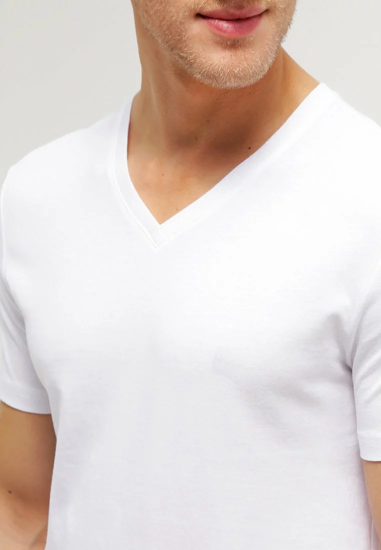 Pier One Uomo 2 PACK - T-shirt Basic - White/black 7 Pier One Uomo 2 PACK - T-shirt Basic - White/black - immagine 5