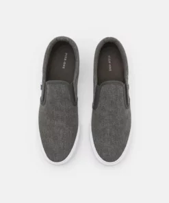 Pier One Uomo Sneakers Basse - Dark Grey -Moda Perfetta 3e2b11226ec0420da4719c5111d6fcca