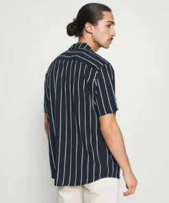 Pier One Uomo Camicia - Dark Blue 13 Pier One Uomo Camicia - Dark Blue -Moda Perfetta 3f12c913f813437db6c235e82c1f5ead