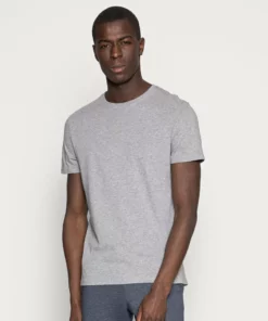 Pier One Uomo 3 PACK - T-shirt Basic - White/black/light Grey 12 Pier One Uomo 3 PACK - T-shirt Basic - White/black/light Grey -Moda Perfetta 4076e7e50d3a4fb78cc08ea42ee0eb04