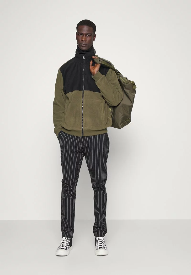 Pier One Uomo Giacca In Pile - Black/olive 4 Pier One Uomo Giacca In Pile - Black/olive - immagine 2