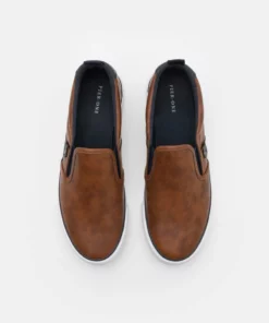 Pier One UNISEX - Sneakers Basse - Cognac 11 Pier One UNISEX - Sneakers Basse - Cognac -Moda Perfetta 460ddb3d844e4278af49e76064f51088